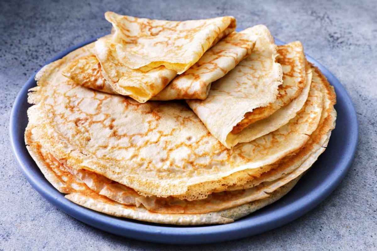 basic-crepes-FT-RECIPE0920-34a127803e294b47acc8e290892ed98d